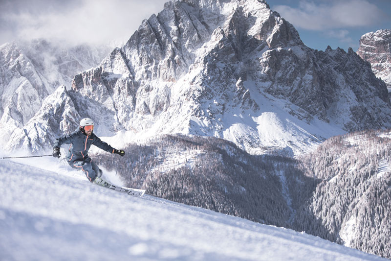 Skifahren im Skigebiet 3 Zinnen