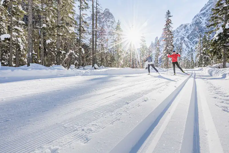 Schneemaenner Skigebiet Rotwand