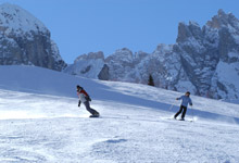 Kramerhof, Zimmer, Camere, Sexten, Sesto, Hochpustertal, Alta Pusteria, Dolomiten, Dolomiti, Dolomites, Suedtirol, Alto Adige, Drei Zinnen, Tre Cime,  Rotwand, Croda Rossa, Helm, Monte Elmo